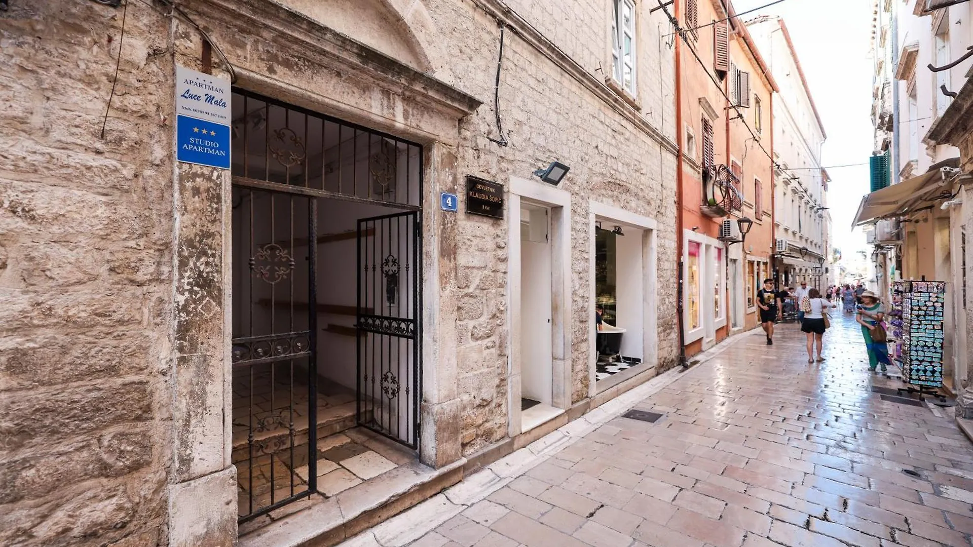 Hidden Apartments In The City Center Zara