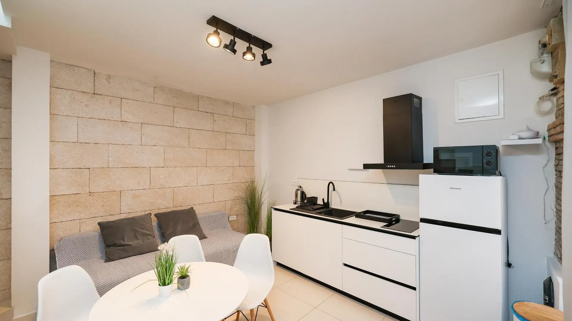 Hidden Apartments In The City Center Zara Croazia