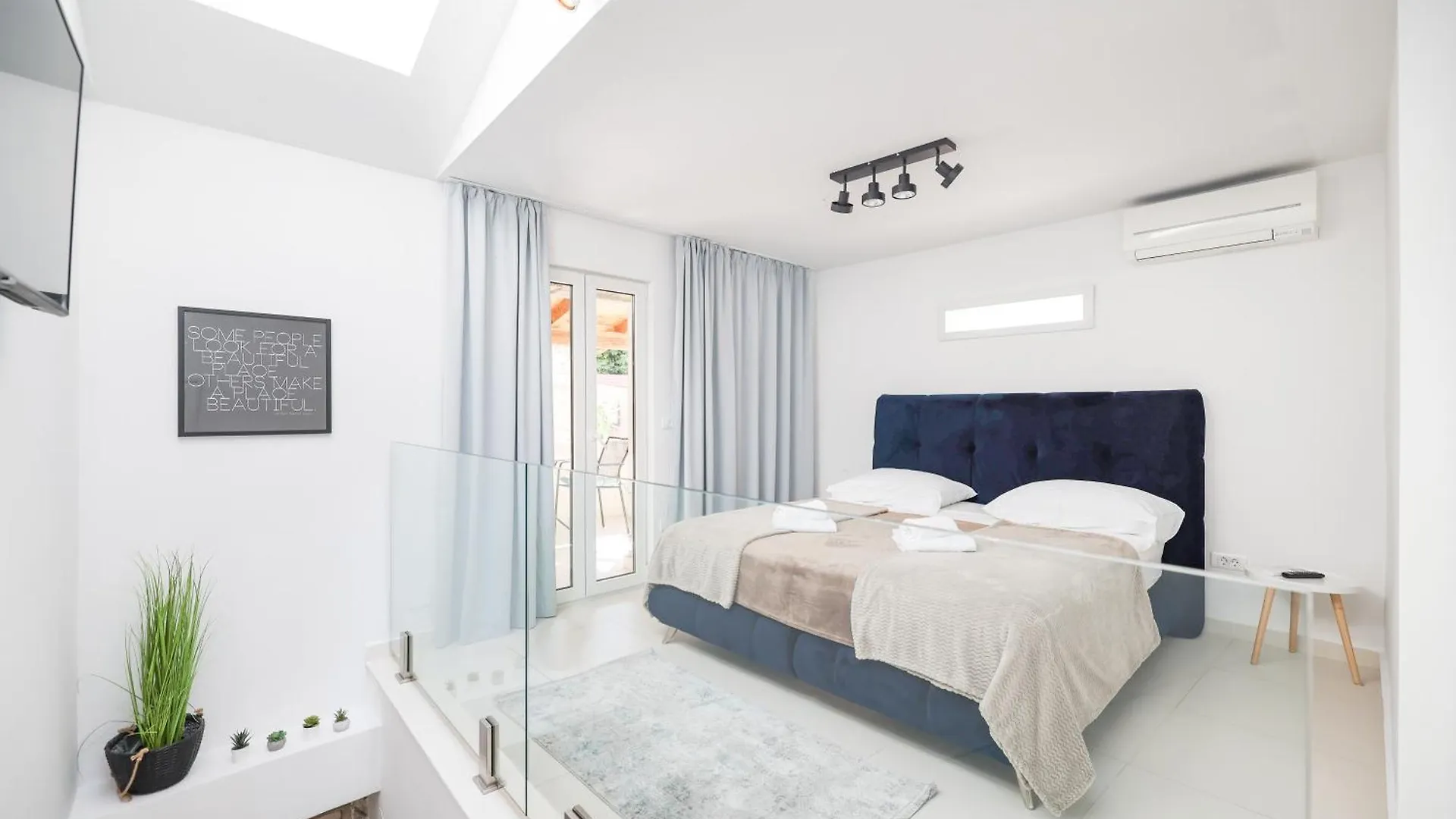 Hidden Apartments In The City Center Zara
