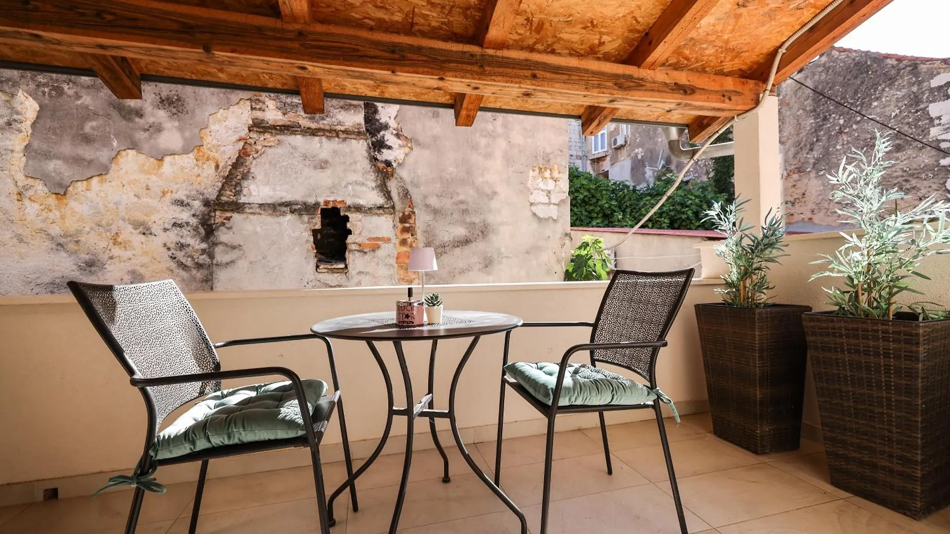 Hidden Apartments In The City Center Zara Croazia