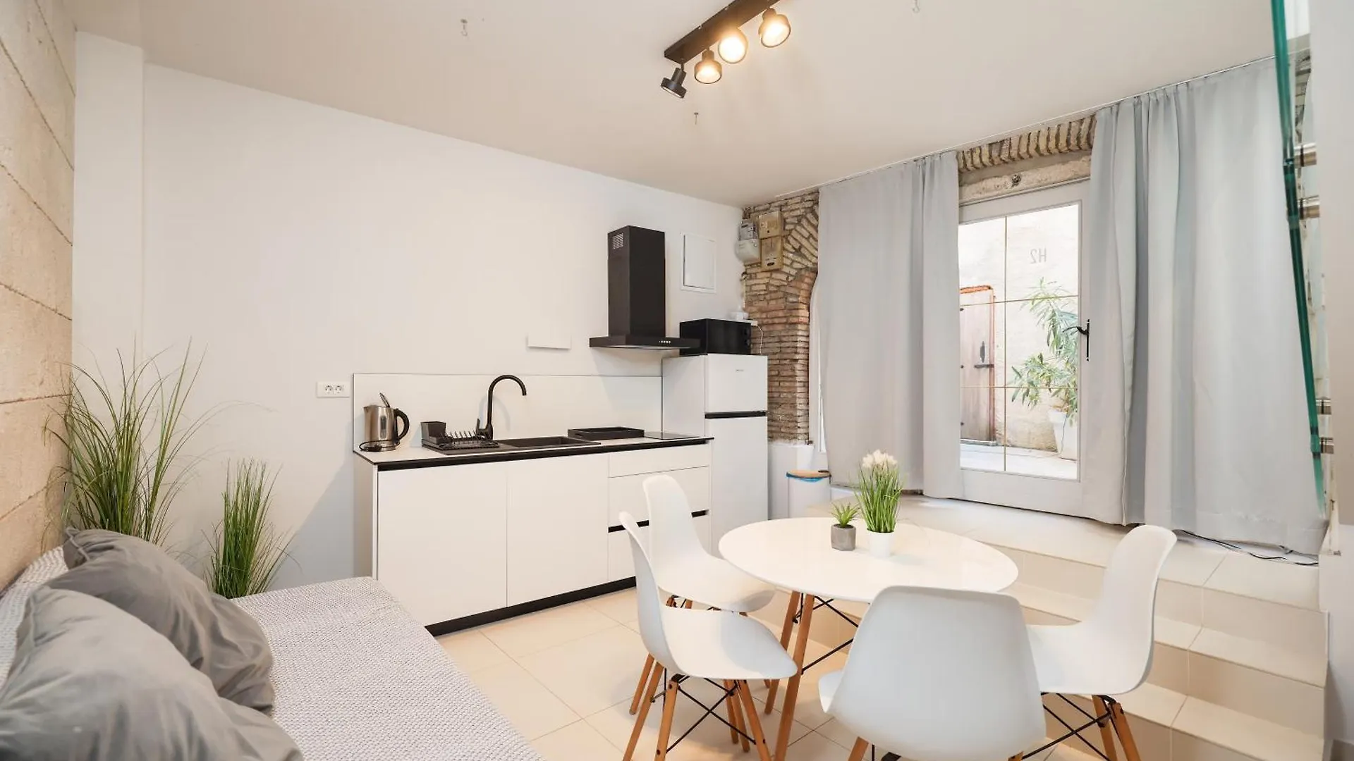 Hidden Apartments In The City Center Zara